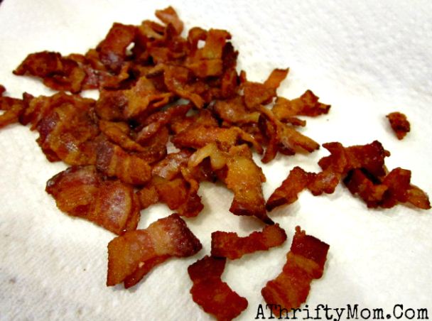 Bacon Bits Cooked 3/8in. 2/5lb - Sold by EA