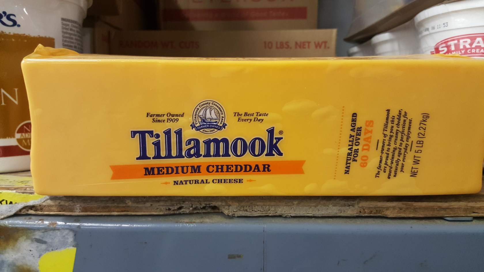 Cheese Loaf Med Cheddar 6/5lb Tillamook - Sold by EA
