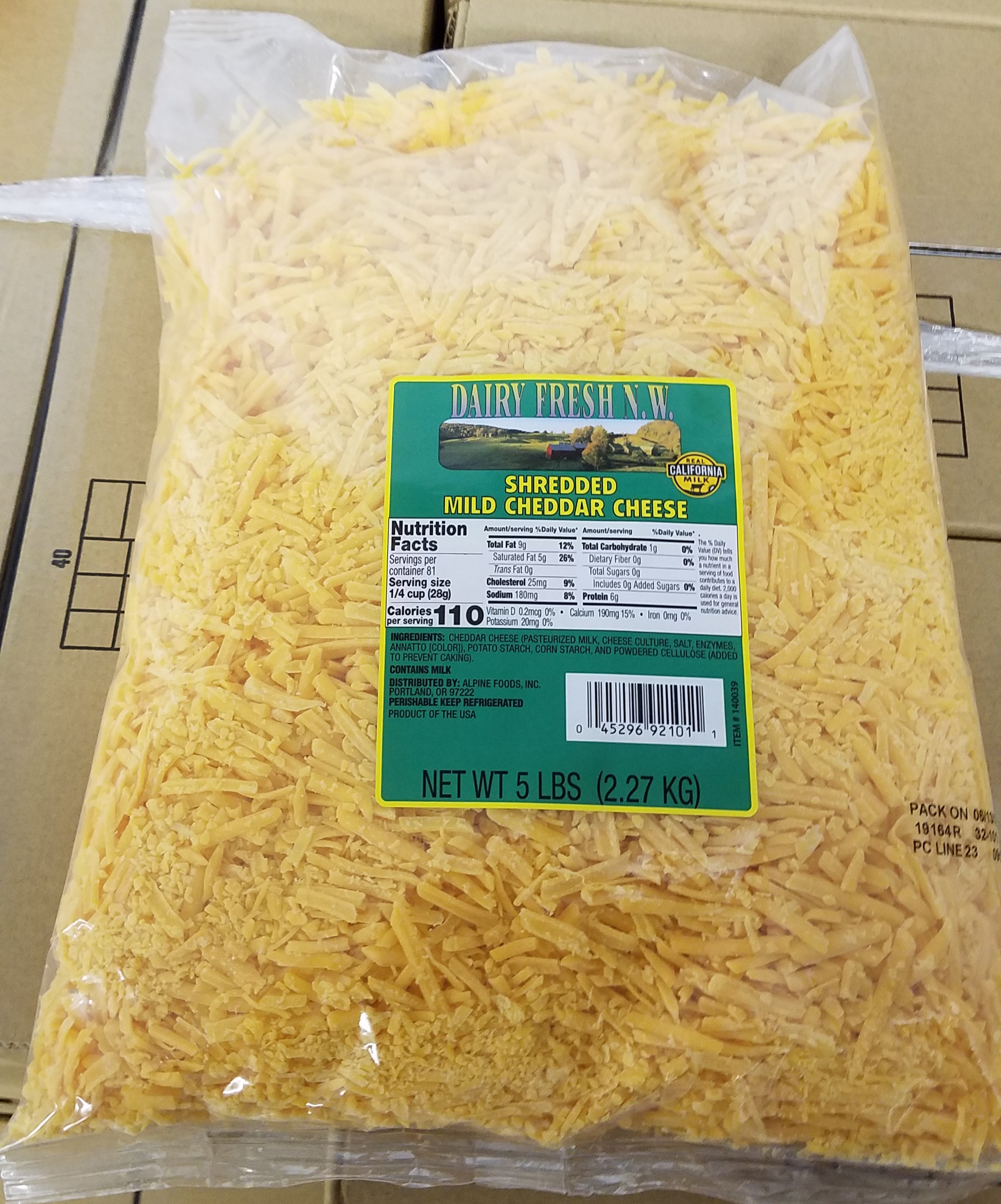 Cheese Shredded Cheddar 4/5lb - Sold by EA - Click Image to Close